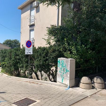 Sanela- Apartman Za Bezbrizan Odmor Crikvenica Kültér fotó