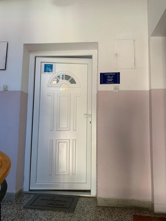 Sanela- Apartman Za Bezbrizan Odmor Crikvenica Kültér fotó